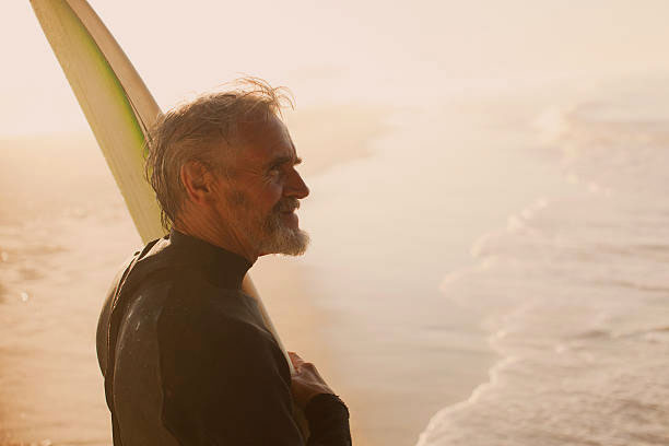 Travailler la confiance en stage boxe et surf Maroc